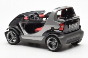 Smart Fortwo Crossblade Cabriolet Sølv Sort Kyosho 1:18 13440 Metal — billede 5 af 6
