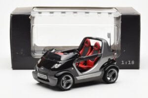 Smart Fortwo Crossblade Cabriolet Sølv Sort Kyosho 1:18 13440 Metal — billede 6 af 6