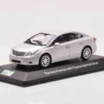 Toyota Avensis T270 Sølv Minichamps 1:43 - image 2 of 4