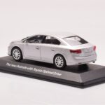 Toyota Avensis T270 Sølv Minichamps 1:43 - image 3 of 4