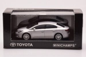 Toyota Avensis T270 Sølv Minichamps 1:43 403166903 Metal — billede 4 af 4