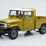 Toyota Land Cruiser 40 4x4 Pickup Oliven Kyosho 1:18