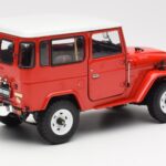 Toyota Land Cruiser FJ40 Van Rød Kyosho 1:18 08971R - image 3 of 8