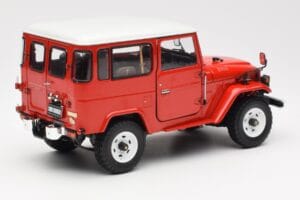 Toyota Land Cruiser FJ40 Van Rød Kyosho 1:18 08971R Metal — billede 3 af 8
