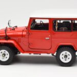 Toyota Land Cruiser FJ40 Van Rød Kyosho 1:18 08971R - image 4 of 8