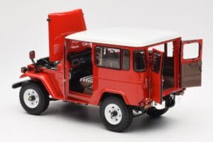 Toyota Land Cruiser FJ40 Van Rød Kyosho 1:18 08971R Metal — billede 5 af 8