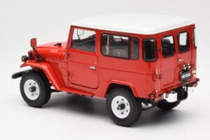 Toyota Land Cruiser FJ40 Van Rød Kyosho 1:18 08971R Metal — billede 7 af 8
