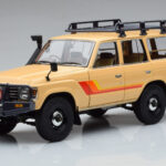 Toyota Land Cruiser 60 Beige Med Ekstraudstyr Kyosho 1:18