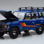 Toyota Land Cruiser 60 Blå Med Ekstraudstyr Kyosho 1:18 - image 2 of 11