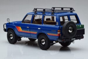 Toyota Land Cruiser 60 Blå Med Ekstraudstyr Kyosho 1:18 08956XBL Metal — billede 6 af 11