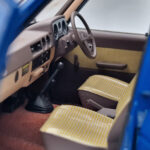 Toyota Land Cruiser 60 Blå Med Ekstraudstyr Kyosho 1:18 - image 10 of 11