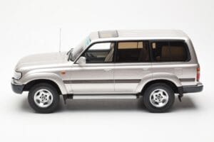 Toyota Land Cruiser HDJ80 Beige Metallic Otto 1:18 OT438 Resin — billede 3 af 6