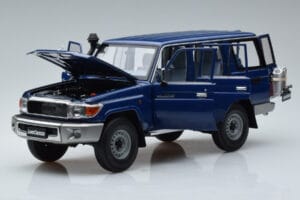 Toyota Land Cruiser J76 Blå Almost Real 1:18 870101 Metal — billede 2 af 7