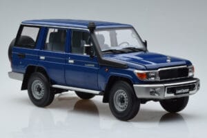 Toyota Land Cruiser J76 Blå Almost Real 1:18 870101 Metal — billede 5 af 7