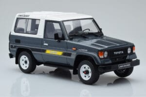 Toyota Land Cruiser LJ73 Grå Otto 1:18 OT437 Resin — billede 4 af 6