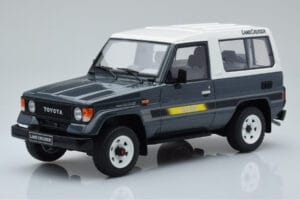 Toyota Land Cruiser LJ73 Grå Otto 1:18 OT437