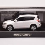 Toyota RAV4 XA30 Hvid Minichamps 1:43 - image 4 of 4