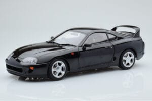Toyota Supra A80 Sort LCD 1:18 LCD18020-BL
