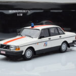 Volvo 240 GL Politi Belgien Minichamps 1:18 - image 6 of 6