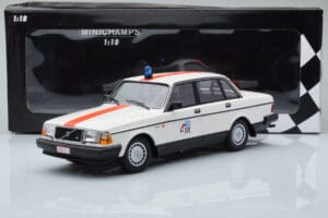 Volvo 240 GL Politi Belgien Minichamps 1:18 155171492 Metal — billede 6 af 6