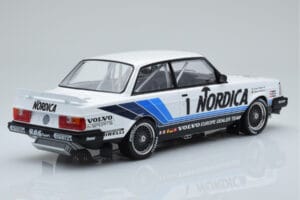 Volvo 240 Turbo Nordica #1 J. Cecotto / A. Olafsson ETCC Brno 1986 IXO 1:18 18RMC087 Metal — billede 2 af 6