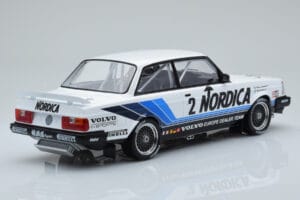 Volvo 240 Turbo Nordica #2 U. Granberg / T. Lindstrom ETCC Brno 1986 IXO 1:18 18RMC088 Metal — billede 2 af 6
