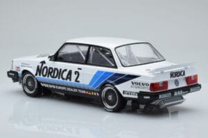 Volvo 240 Turbo Nordica #2 U. Granberg / T. Lindstrom ETCC Brno 1986 IXO 1:18 18RMC088 Metal — billede 5 af 6