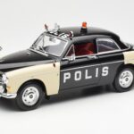Volvo P121 Politi Revell 1:18 8904