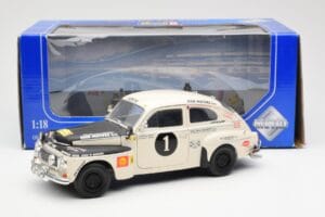 Volvo PV 544 Rally Revell 1:18 8922 Metal — billede 8 af 8