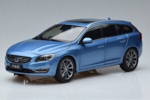 Volvo V60 D3 Power Blå FAW 1:18 9430839 Metal