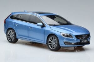 Volvo V60 D3 Power Blå FAW 1:18 9430839 Metal — billede 5 af 7