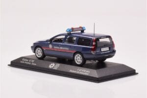 Volvo V70 Garde Frontiere Suisse Minichamps 1:43 430171899 Metal — billede 3 af 4