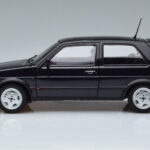 Volkswagen Golf GTI Mk2 Fire and Ice Lilla Norev 1:18 - image 4 of 7