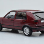 Volkswagen Golf GTI Mk2 Rød MCG 1:18 - image 5 of 6