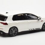 Volkswagen Golf GTI Mk8 Clubsport Hvid Otto 1:18 - image 2 of 6