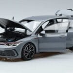 Volkswagen Golf GTI Mk8 Norev 1:18 188590 Metal - image 2 of 7