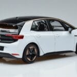 Volkswagen ID.3 Hvid FAW 1:18 ZVN000001WEI Metal - image 3 of 7