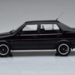 Volkswagen Jetta Mk2 Sort Otto 1:18 - image 3 of 6