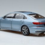 Volkswagen Passat B8 Blå FAW 1:18 ZVF000003A Metal - image 6 of 7
