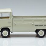 Volkswagen T2a Pickup 50-års Jubilæumsudgave Schuco 1:18 450019800 Metal - image 4 of 7