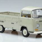 Volkswagen T2a Pickup 50-års Jubilæumsudgave Schuco 1:18 450019800 Metal - image 5 of 7
