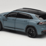 Volkswagen Teramont X Grå FAW 1:18 ZVB000003B Metal - image 7 of 8