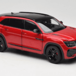 Volkswagen Teramont X Rød FAW 1:18 ZVB000003A Metal - image 6 of 8