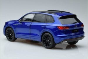 Volkswagen Touareg CR Blå FAW 1:18 LTC761021BLU Metal — billede 6 af 7