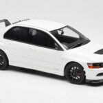 Mitsubishi Lancer Evo VIII MR FQ-400 Hvid Otto 1:18 - image 4 of 6