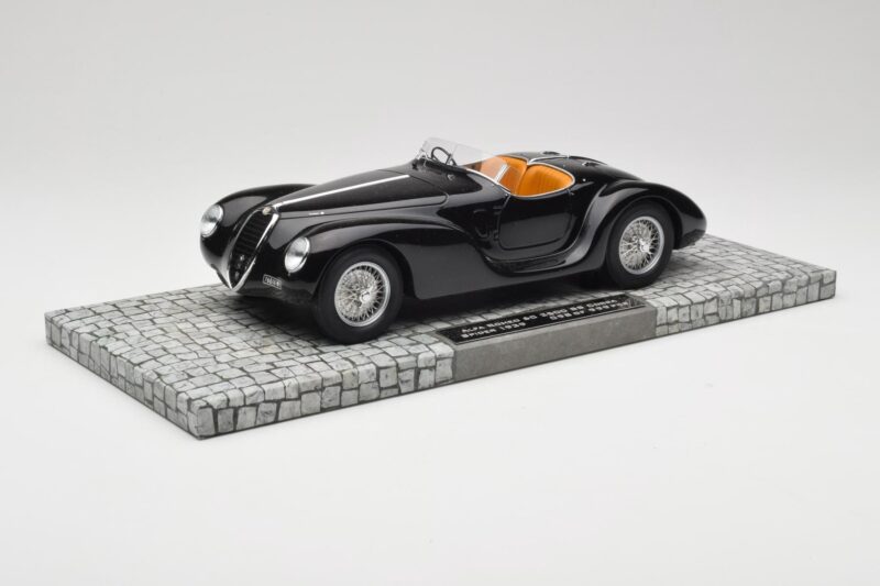 Alfa Romeo 6C 2500 SS Corsa Spider Sort Minichamps 1:18 107120231 Metal