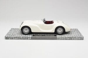 Alfa Romeo 6C 2500 SS Corsa Spider Hvid Minichamps 1:18 107120232 Resin — billede 3 af 6