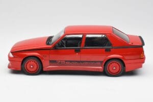Alfa Romeo 75 Turbo Evoluzione Rød MCG 1:18 MCG18428 Metal — billede 3 af 6