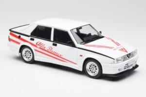 Alfa Romeo 75 Turbo Evoluzione Hvid MCG 1:18 MCG18430 Metal — billede 4 af 6