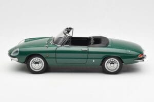 Alfa Romeo Duetto Spider Grøn AUTOart 1:18 70138 Metal — billede 4 af 8